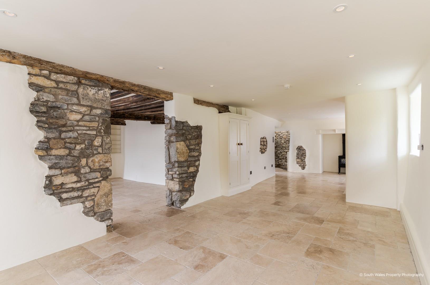 Prisk, Nr Cowbridge, Vale Of Glamorgan, CF71 7TJ